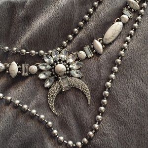 NWT TAGS BIB NECKLACE